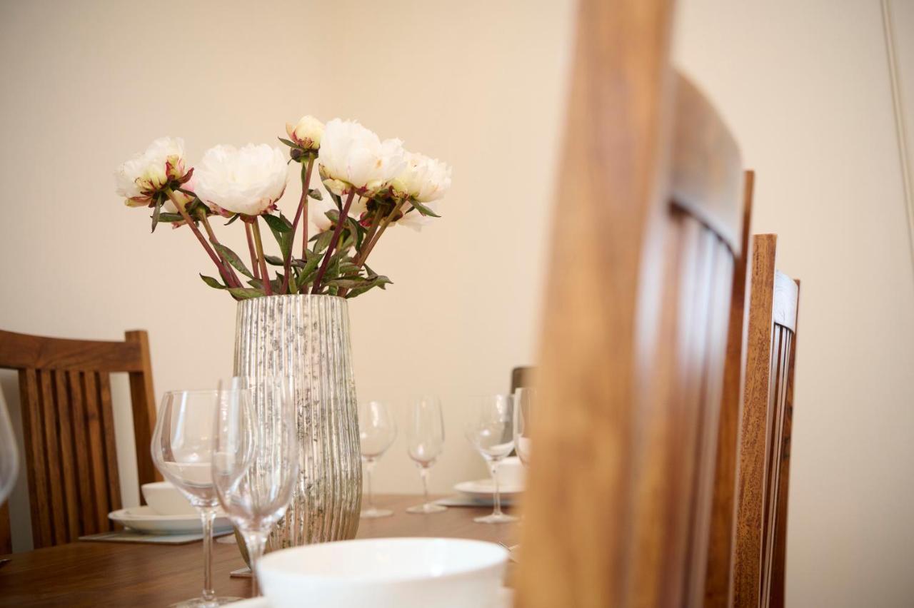 Monkland Cottage ネアン エクステリア 写真